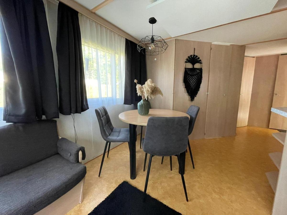 Вілла Chalet 'T Rijsterbos Op Camping Met Zwembad! Екстер'єр фото